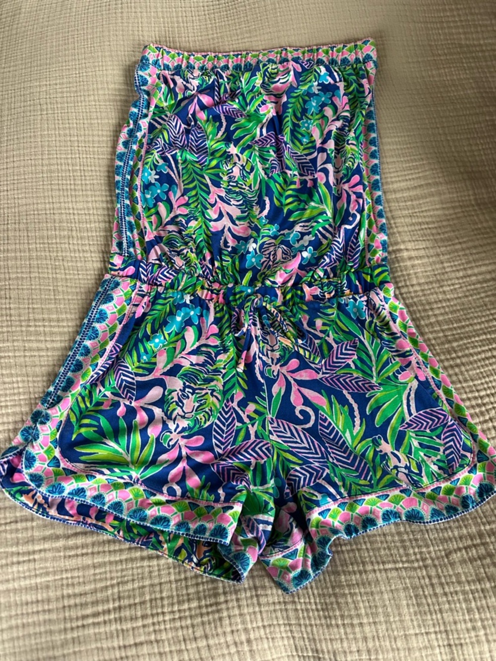 Lilly Pulitzer only worn twice Tropical Print Strapless Romper Blue Green Pink
